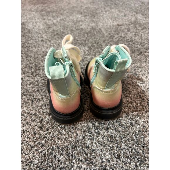 Cat & Jack rainbow boots size 5 toddler - Picture 3 of 5